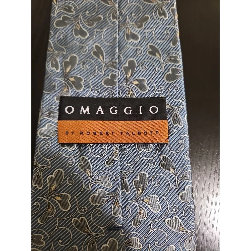 OMAGGIO By Robert Talbott USA Mens 100% Silk Tie Blue/Gray Floral Pattern 4